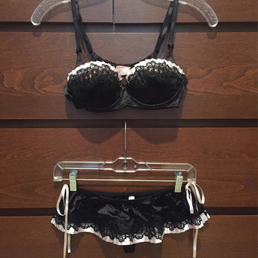 Victoria’s Secret Lingerie Set